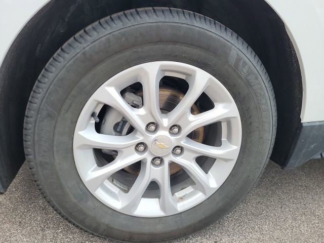 Used 2020 Chevrolet Equinox LT image 17