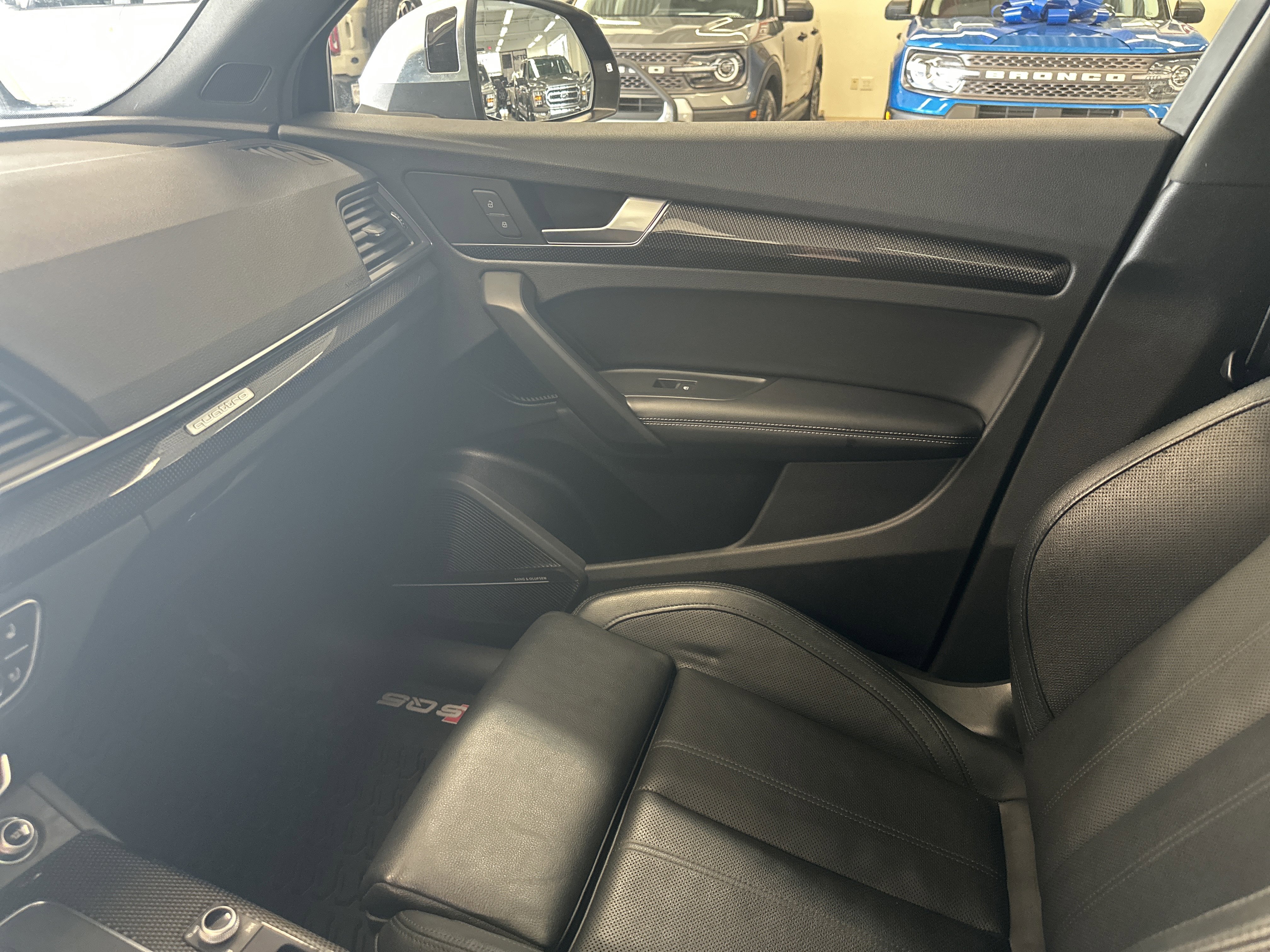 Used 2019 Audi SQ5 Premium Plus w/ Premium Plus Package image 25