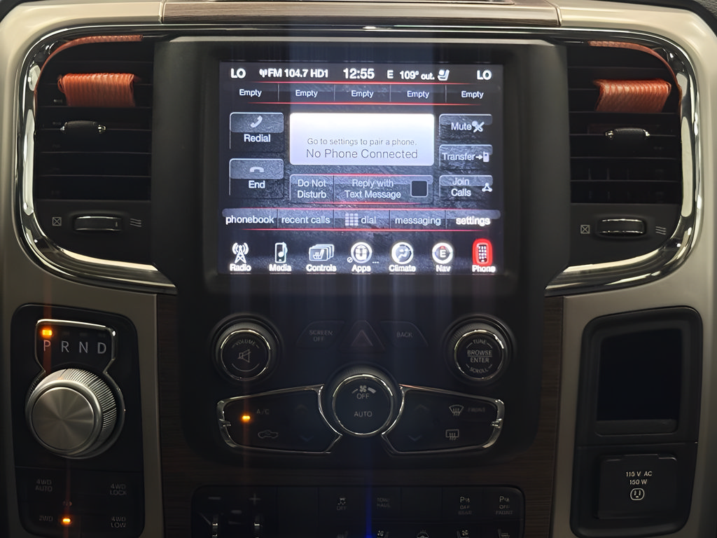 Used 2017 RAM 1500 Laramie w/ Convenience Group AWD/4WD image 22