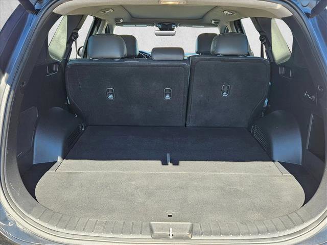Used 2022 Hyundai Santa Fe Limited FWD image 6