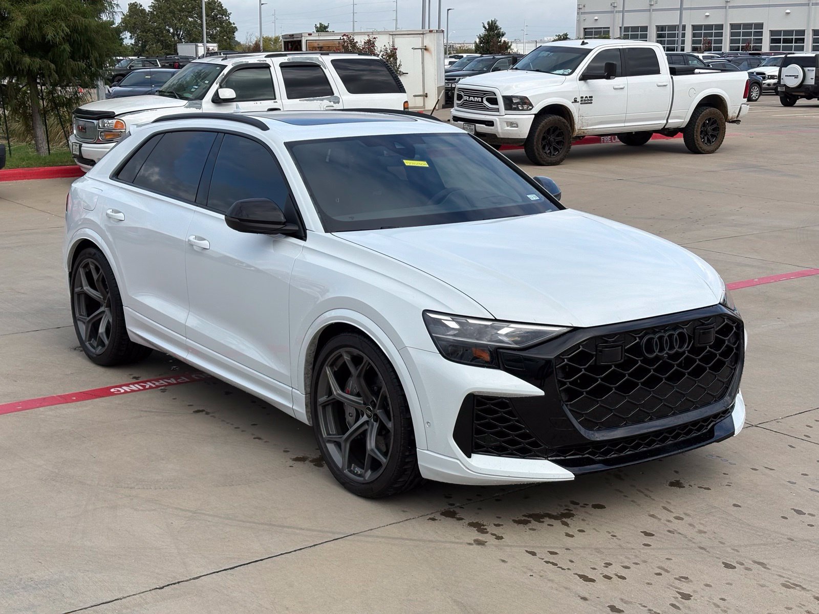 Used 2025 Audi RS Q8 performance w/ RS Design Package - Gray AWD/4WD image 10