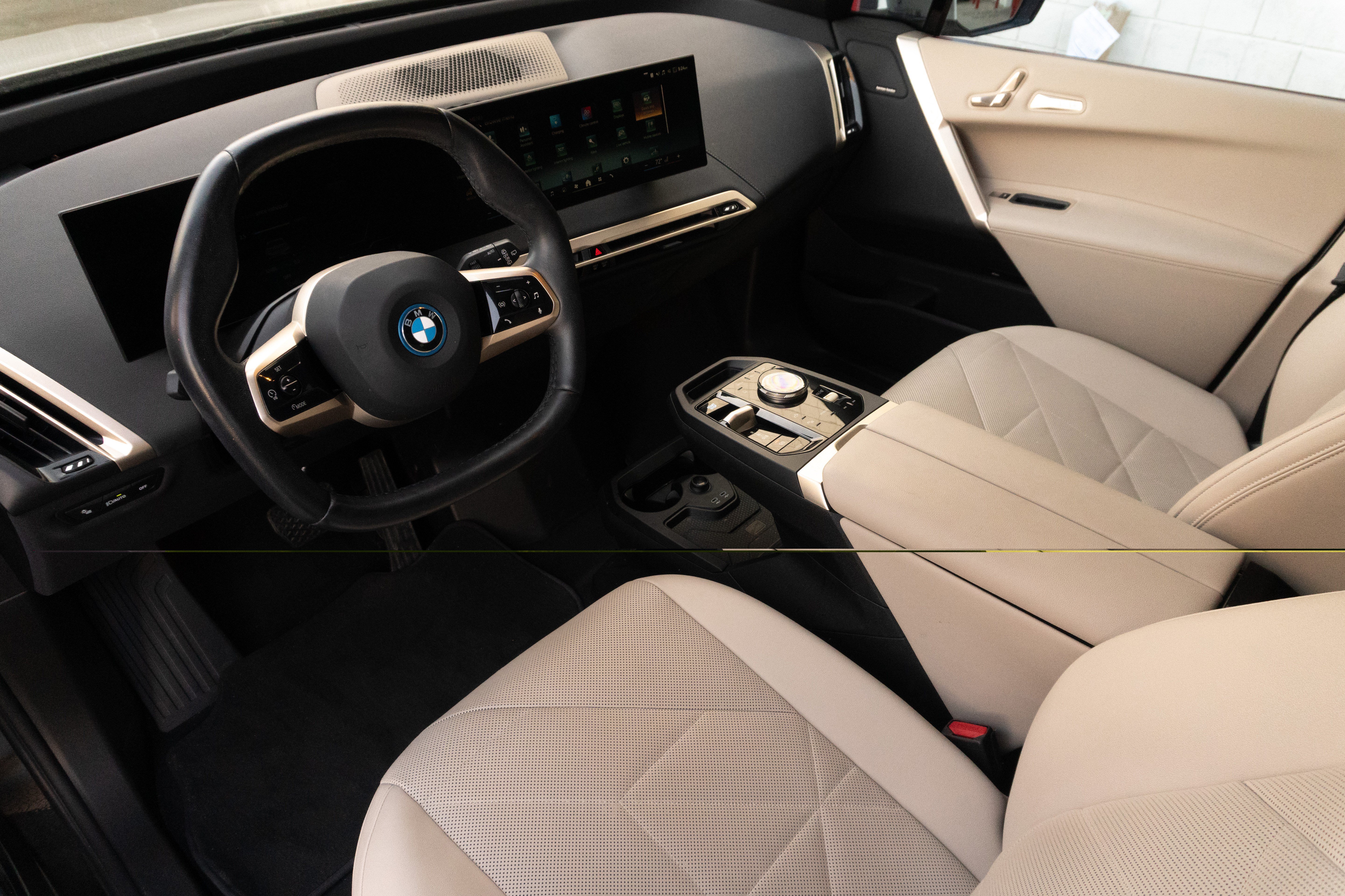 Certified 2024 BMW iX xDrive50 w/ Premium Package AWD/4WD image 8