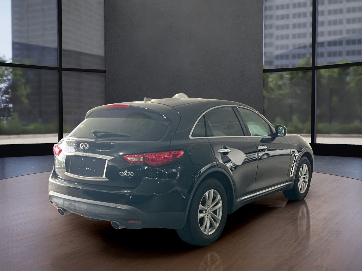 Used 2017 INFINITI QX70 2WD image 5