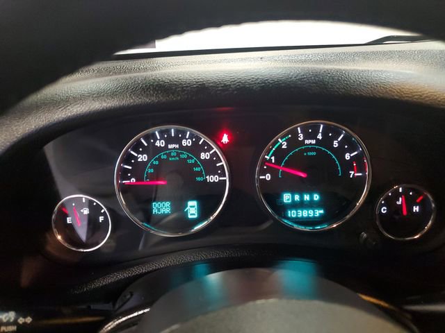 Used 2015 Jeep Wrangler Unlimited Sport w/ Quick Order Package 24S AWD/4WD image 17