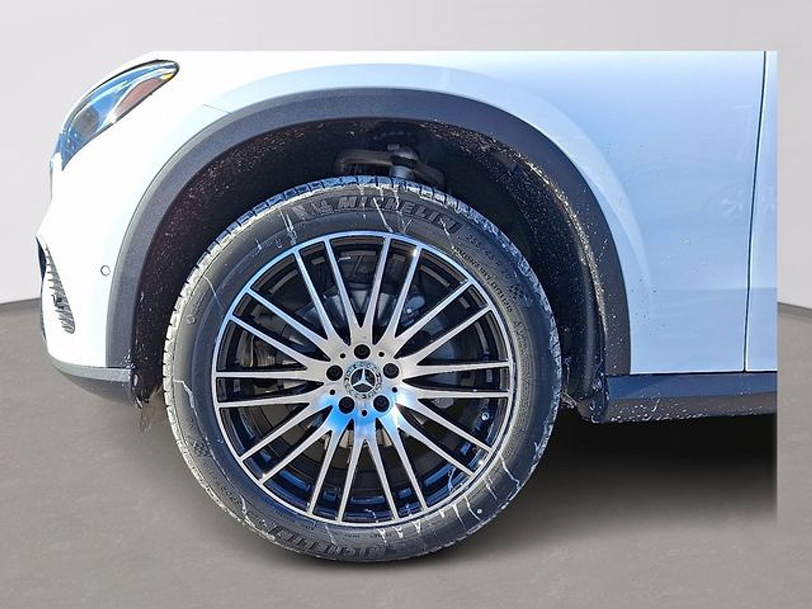 Used 2026 Mercedes-Benz GLC 300 4MATIC image 7