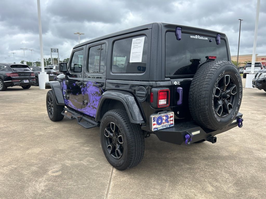 Used 2019 Jeep Wrangler Unlimited Sahara AWD/4WD image 7