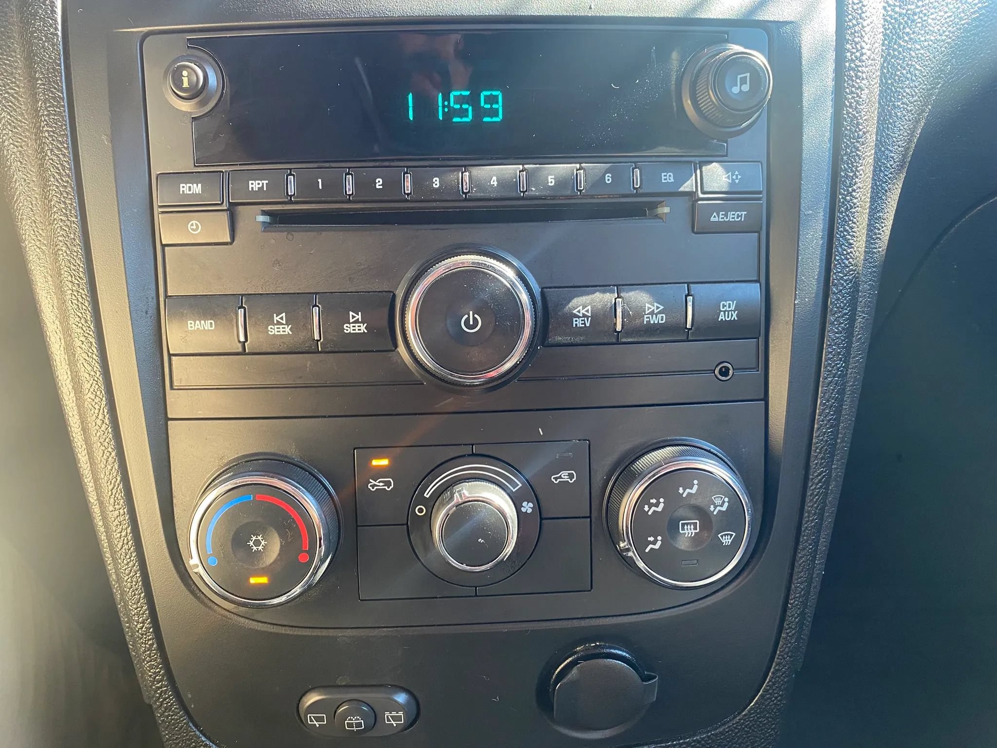 Used 2009 Chevrolet HHR LS FWD image 13