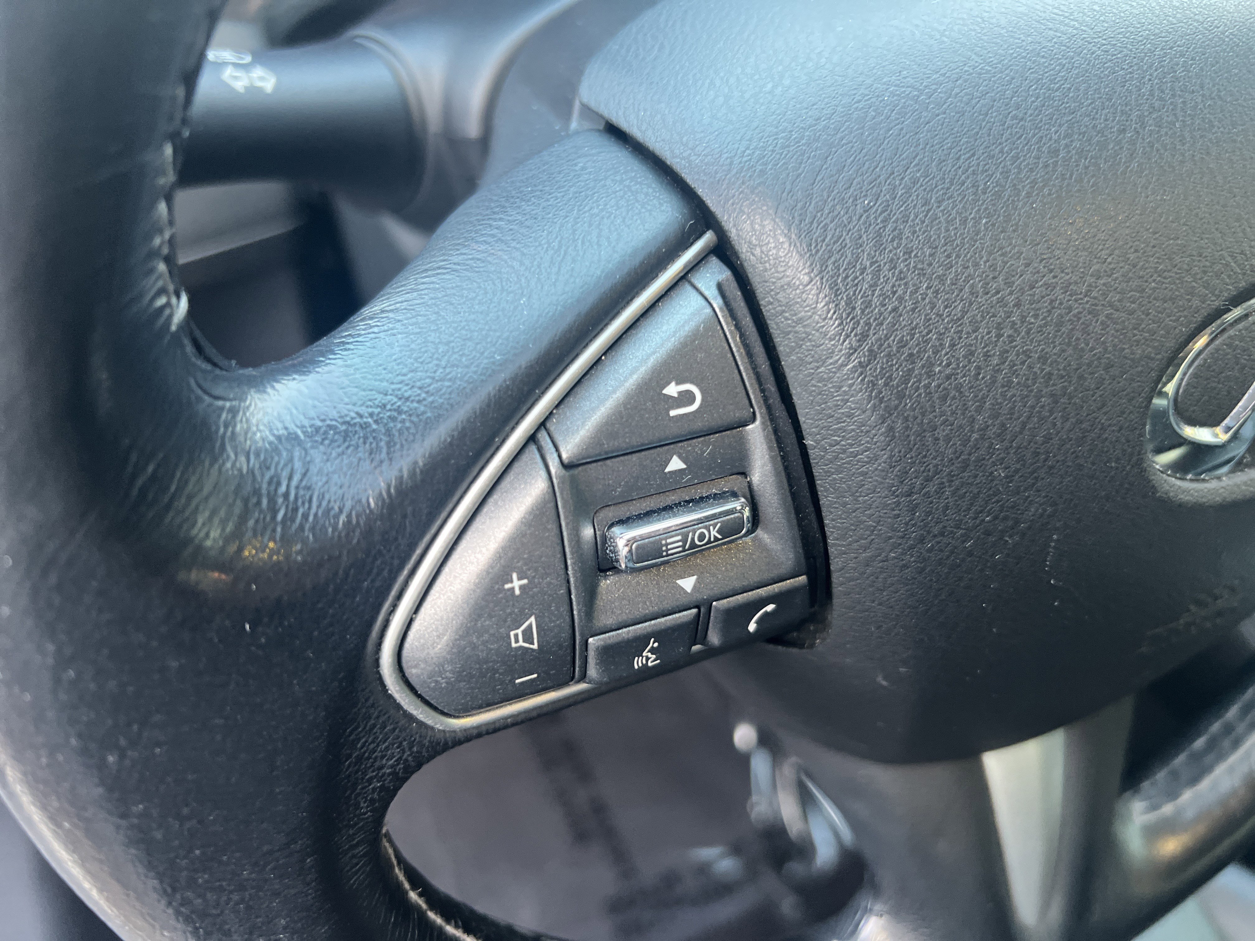 Used 2014 INFINITI Q50 Premium w/ All Weather Package image 12