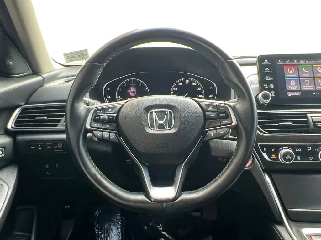 Used 2018 Honda Accord Touring image 12