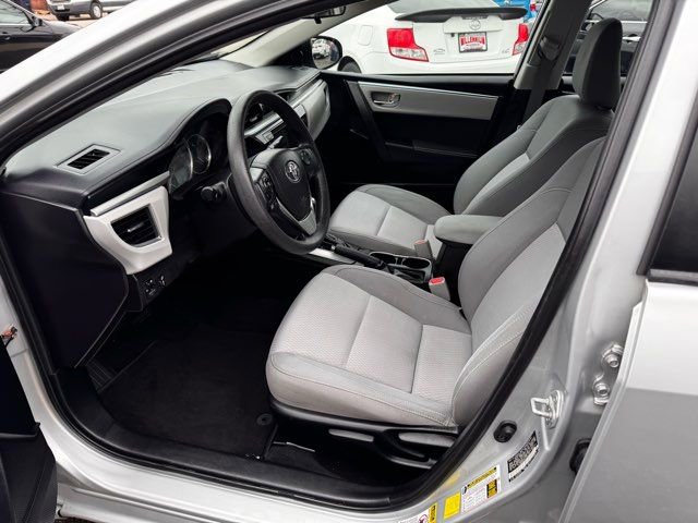 Used 2014 Toyota Corolla LE FWD image 9