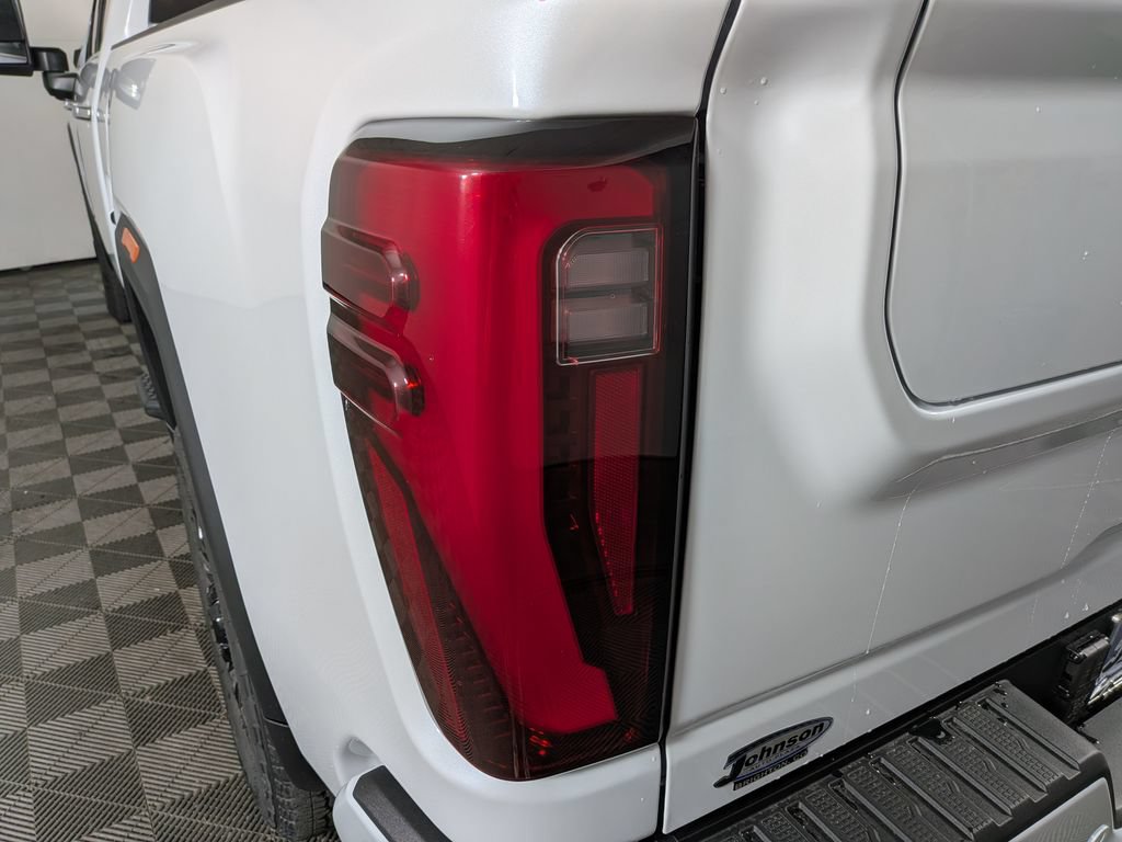 New 2026 GMC Sierra 2500 Denali w/ Denali Reserve Package AWD/4WD image 12