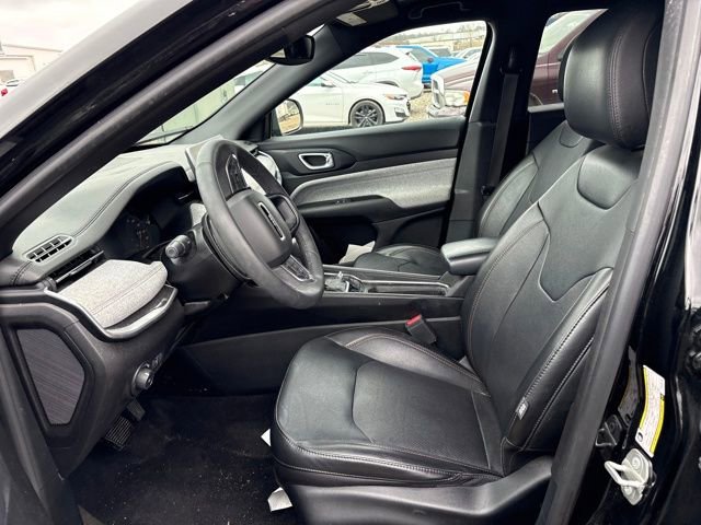 Used 2023 Jeep Compass Latitude image 7