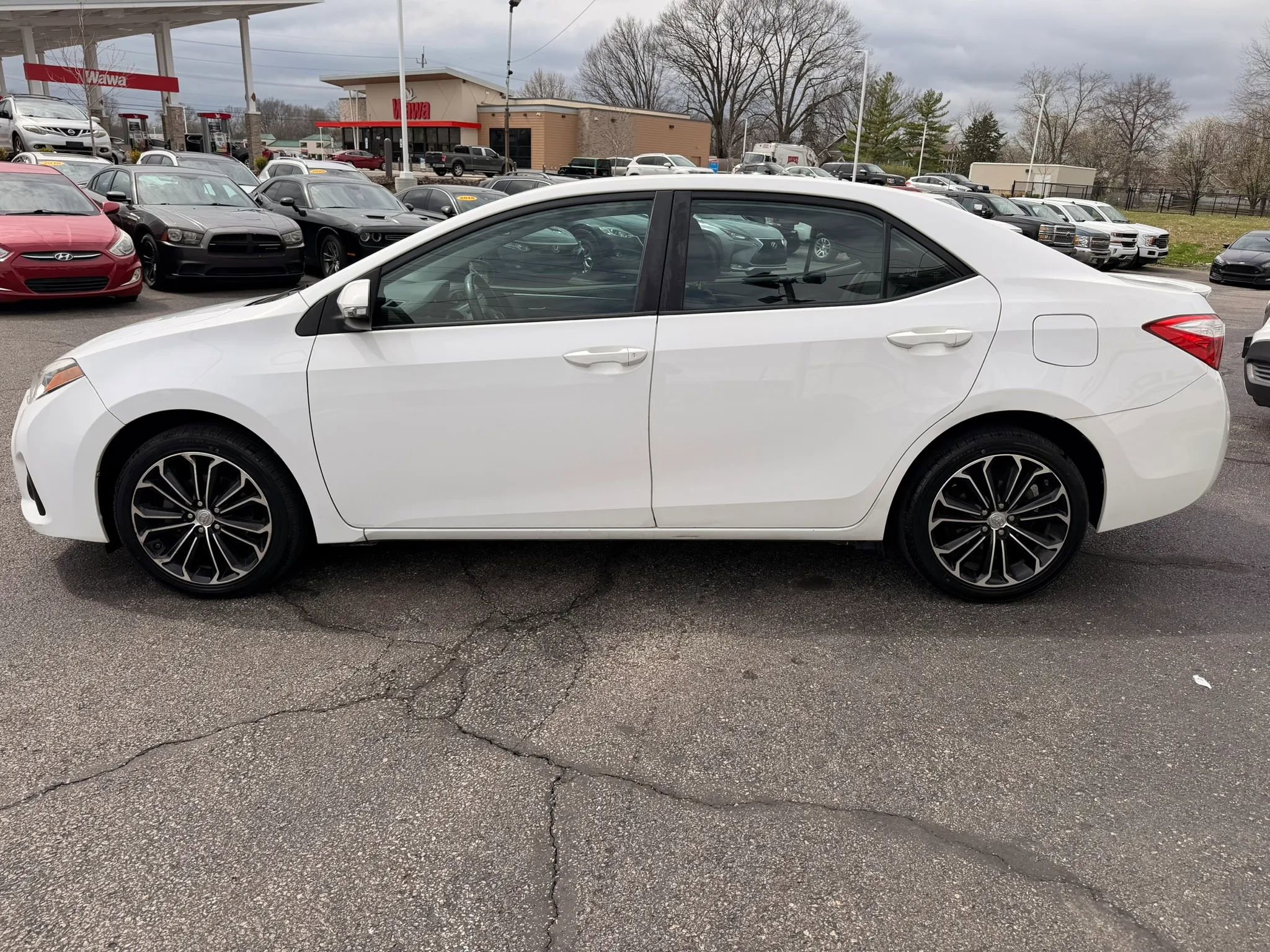 Used 2014 Toyota Corolla S image 2