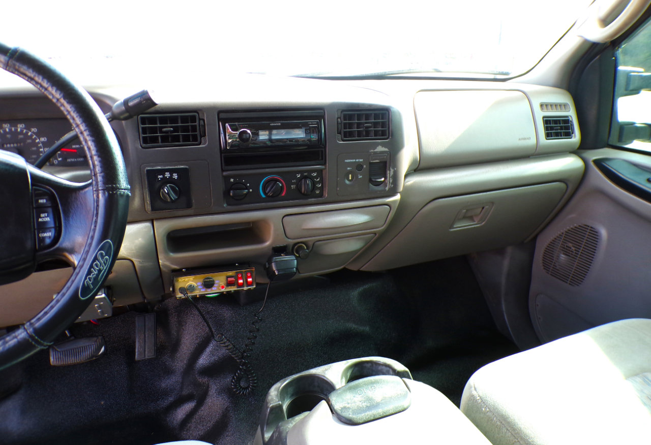Used 1999 Ford F250 Lariat image 11