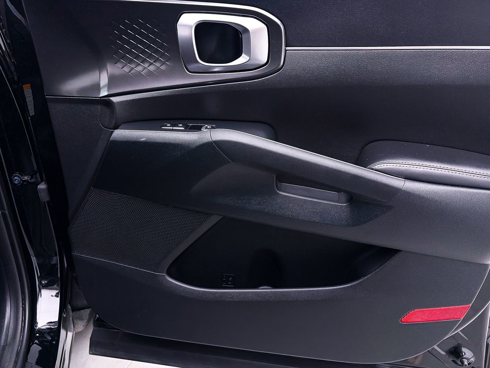 Used 2023 Kia Sorento EX image 32