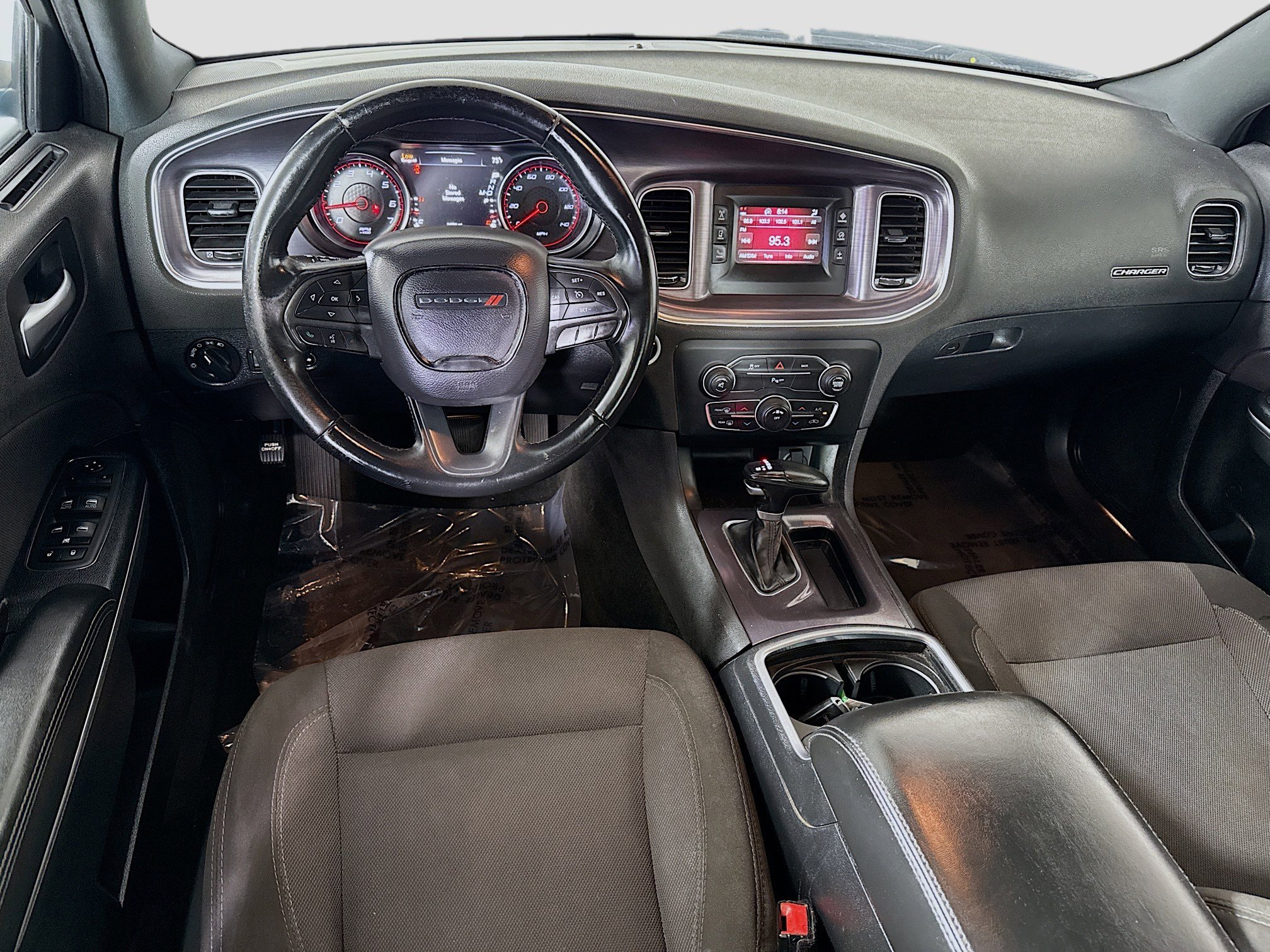 Used 2016 Dodge Charger SE w/ Popular Equipment Group image 17