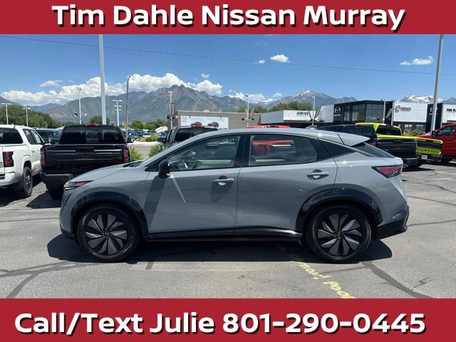 Used 2024 Nissan Ariya AWD image 7