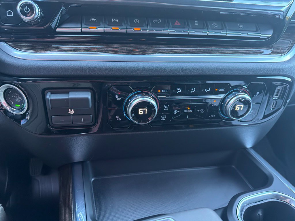 New 2026 GMC Sierra 1500 Elevation w/ Elevation Premium Package AWD/4WD image 21