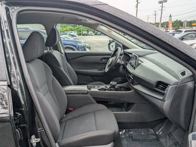 Used 2024 Nissan Rogue S FWD image 10