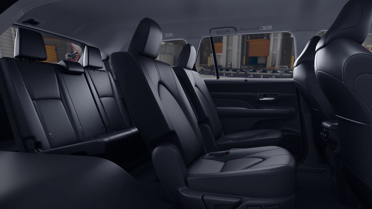 New 2026 Toyota Grand Highlander XLE FWD image 21