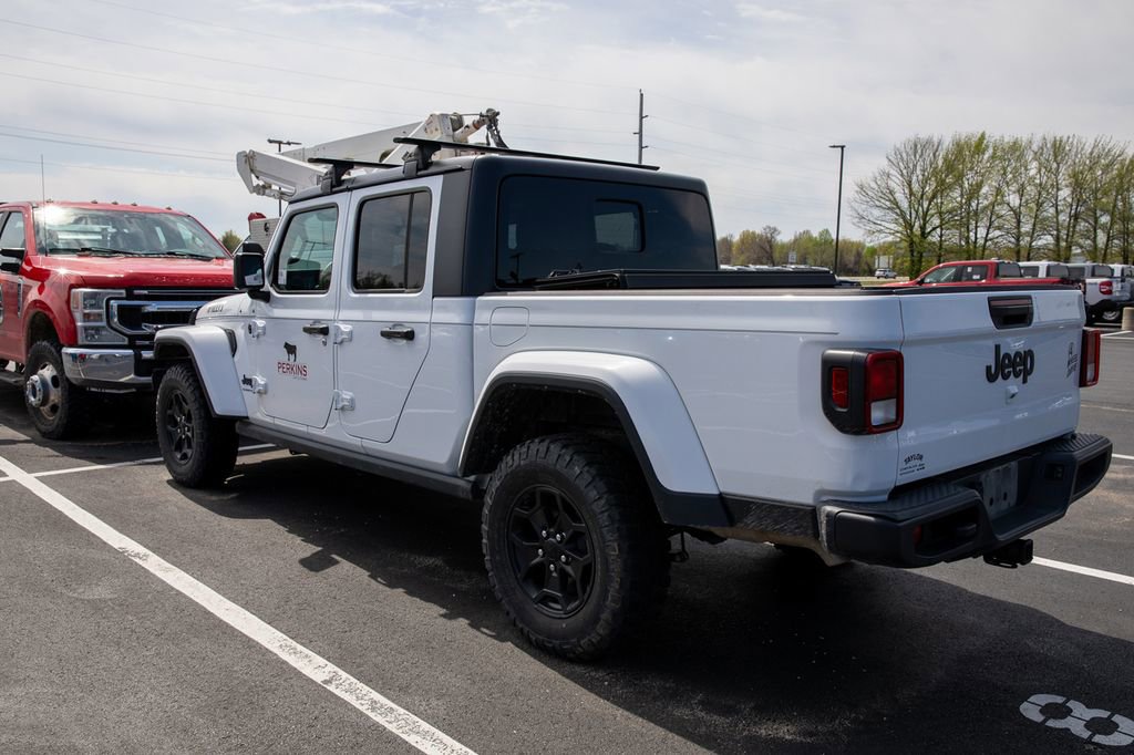 Used 2023 Jeep Gladiator Sport image 6
