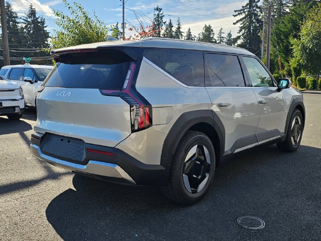 New 2026 Kia EV9 Wind AWD/4WD image 5