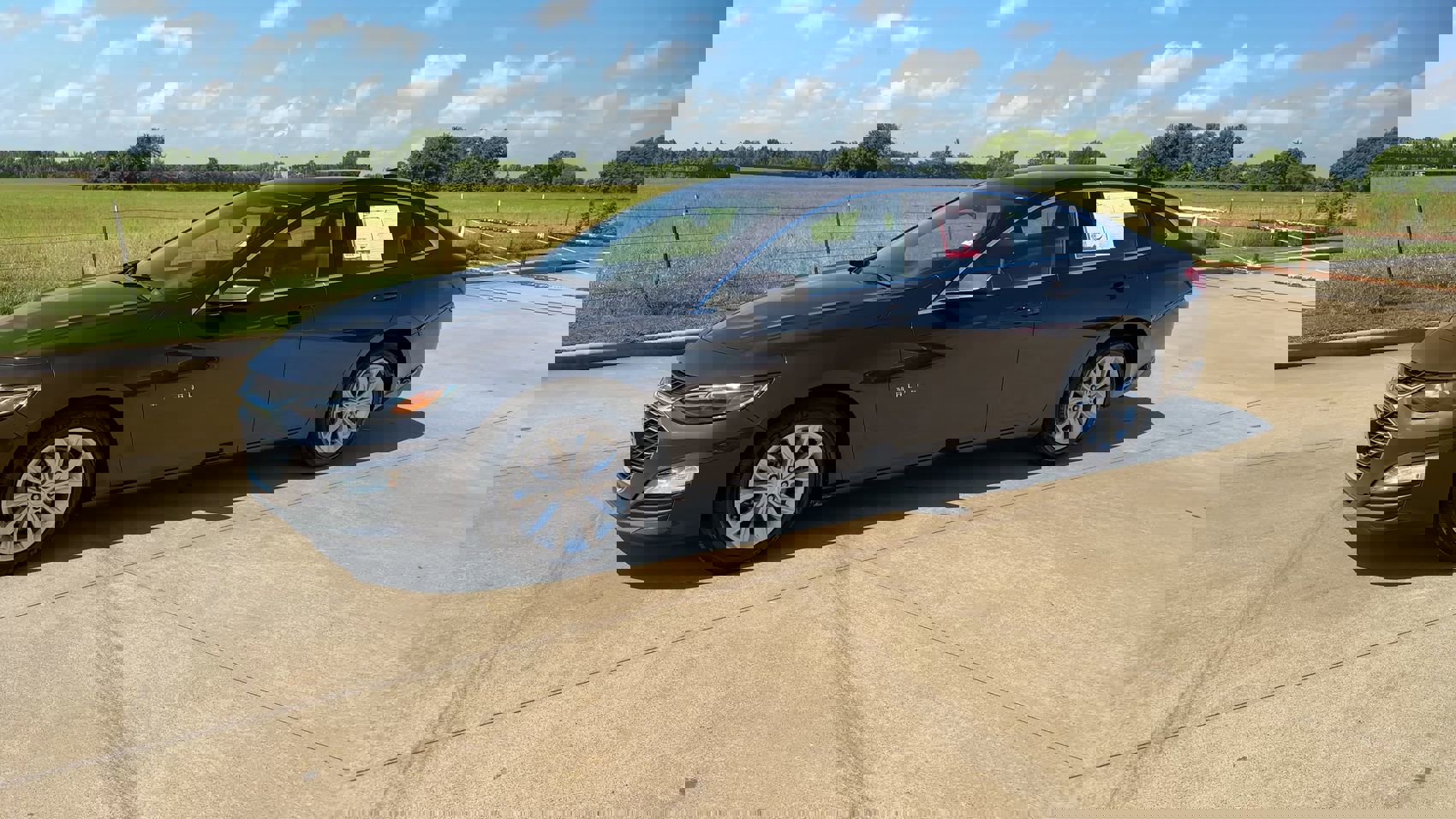 Used 2023 Chevrolet Malibu LT image 4