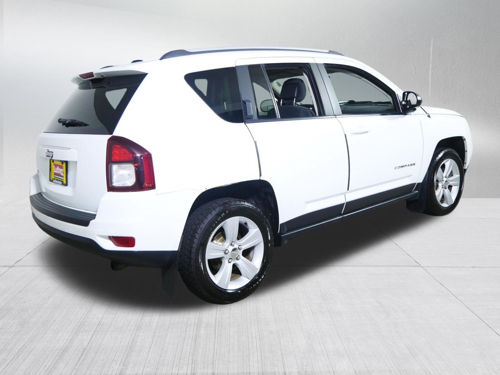Used 2017 Jeep Compass Sport w/ Power Value Group AWD/4WD image 7