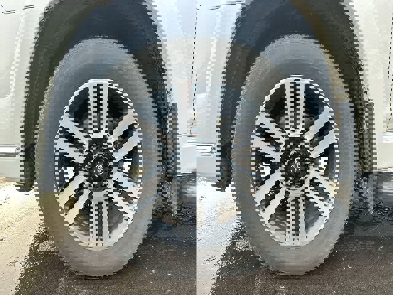 Used 2020 Toyota 4Runner Limited image 18