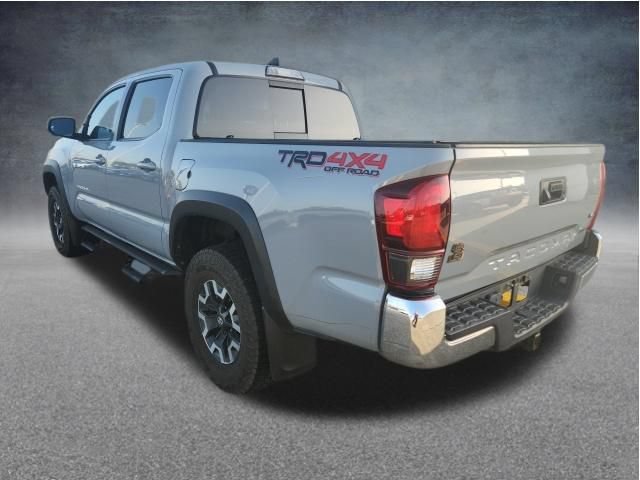 Used 2019 Toyota Tacoma TRD Off-Road AWD/4WD image 6