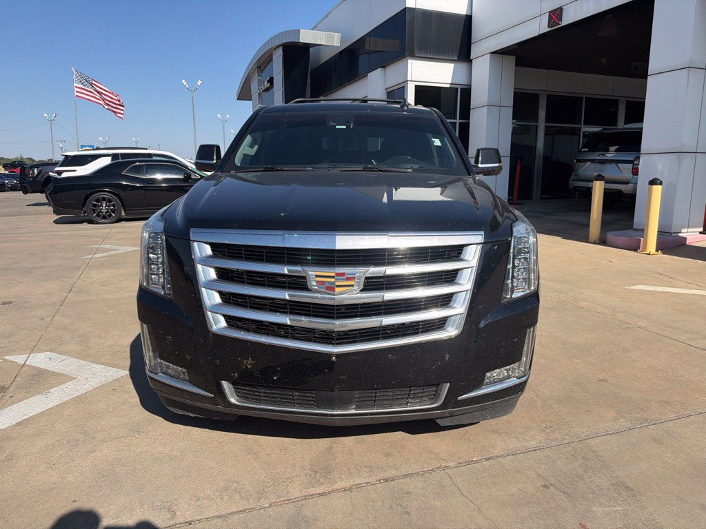 Used 2017 Cadillac Escalade ESV Premium Luxury AWD/4WD image 8