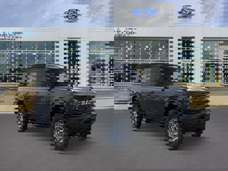 New 2025 Ford Bronco 4-Door image 7