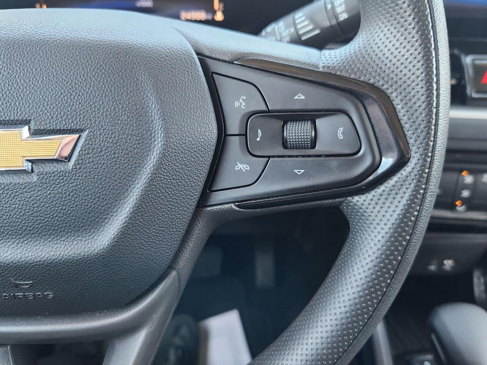 Used 2025 Chevrolet TrailBlazer LT AWD/4WD image 12