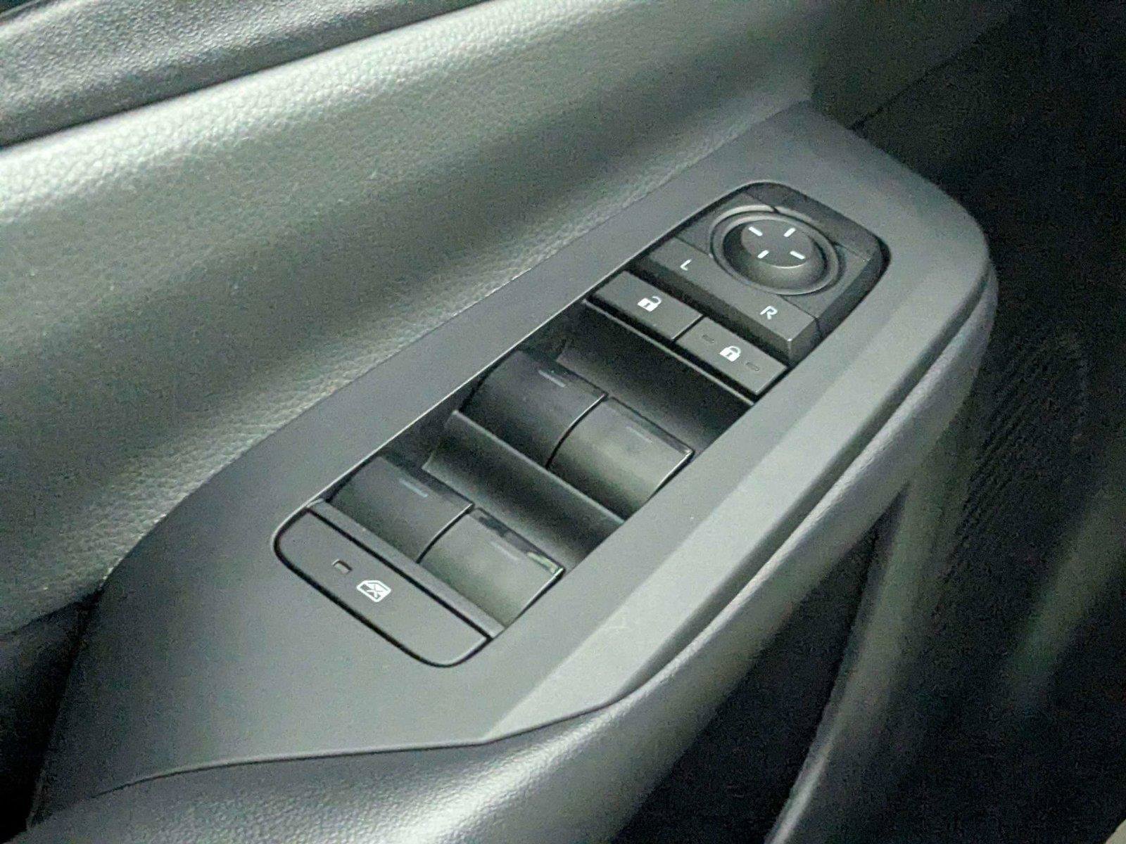 Certified 2025 Toyota Prius LE FWD image 14