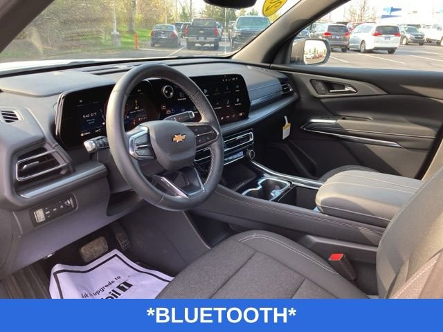 Used 2026 Chevrolet Traverse LT w/ Driver Confidence Package AWD/4WD image 11