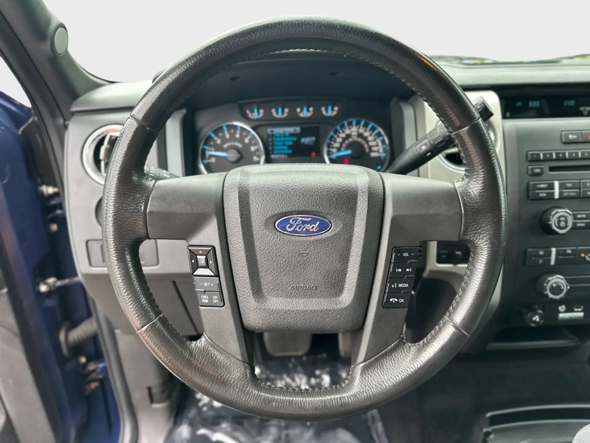 Used 2012 Ford F150 XLT w/ XLT Chrome Pkg AWD/4WD image 17
