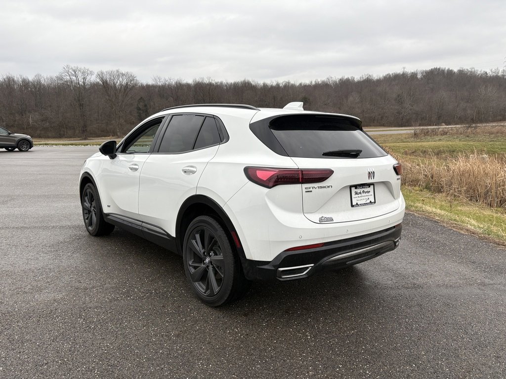 Used 2024 Buick Envision Sport Touring image 3
