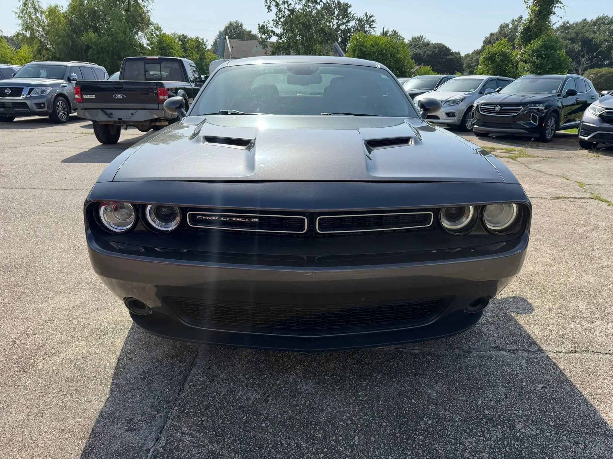 Used 2016 Dodge Challenger SXT RWD image 7