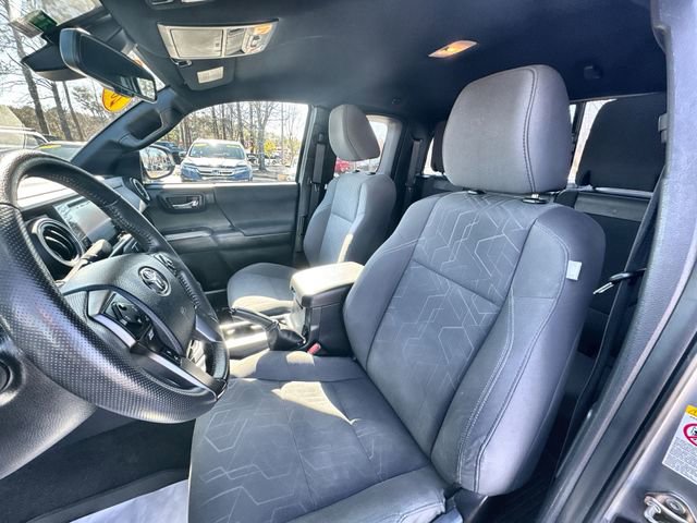 Used 2019 Toyota Tacoma TRD Sport w/ TRD Premium Sport Package image 19