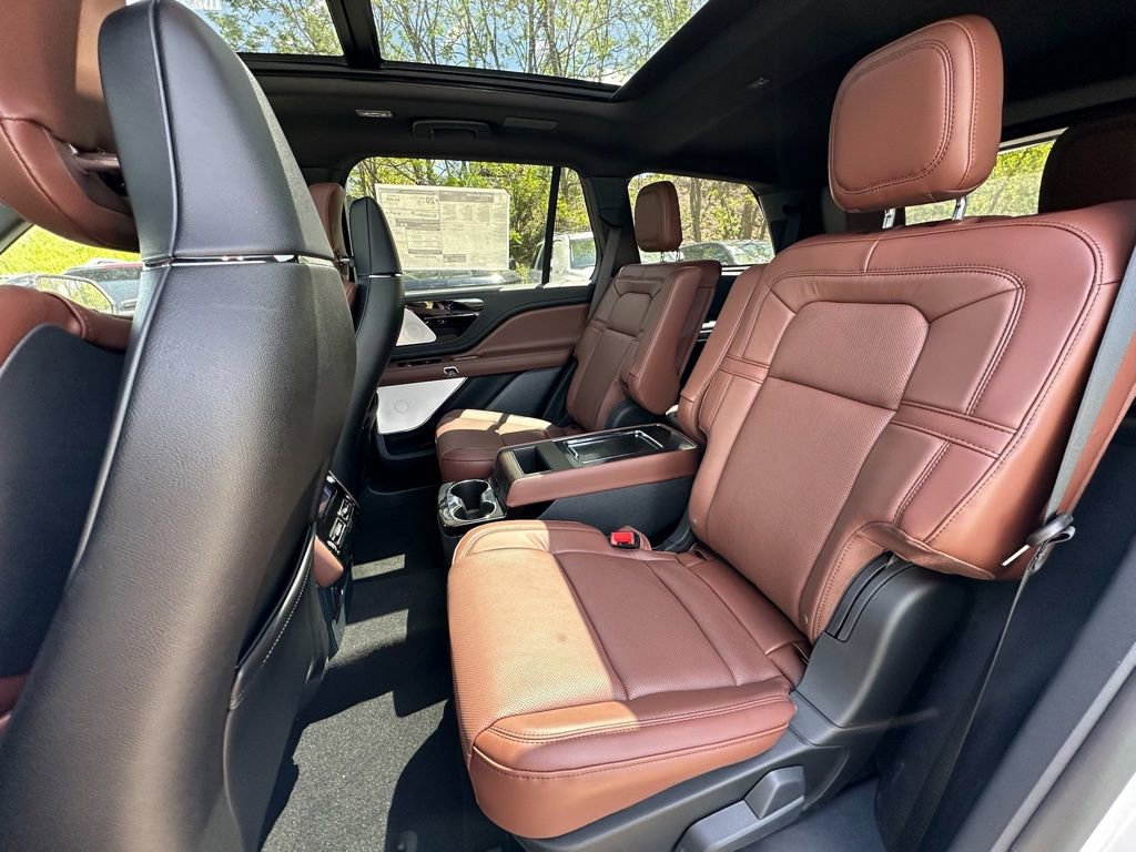 New 2026 Lincoln Aviator Reserve AWD/4WD image 21