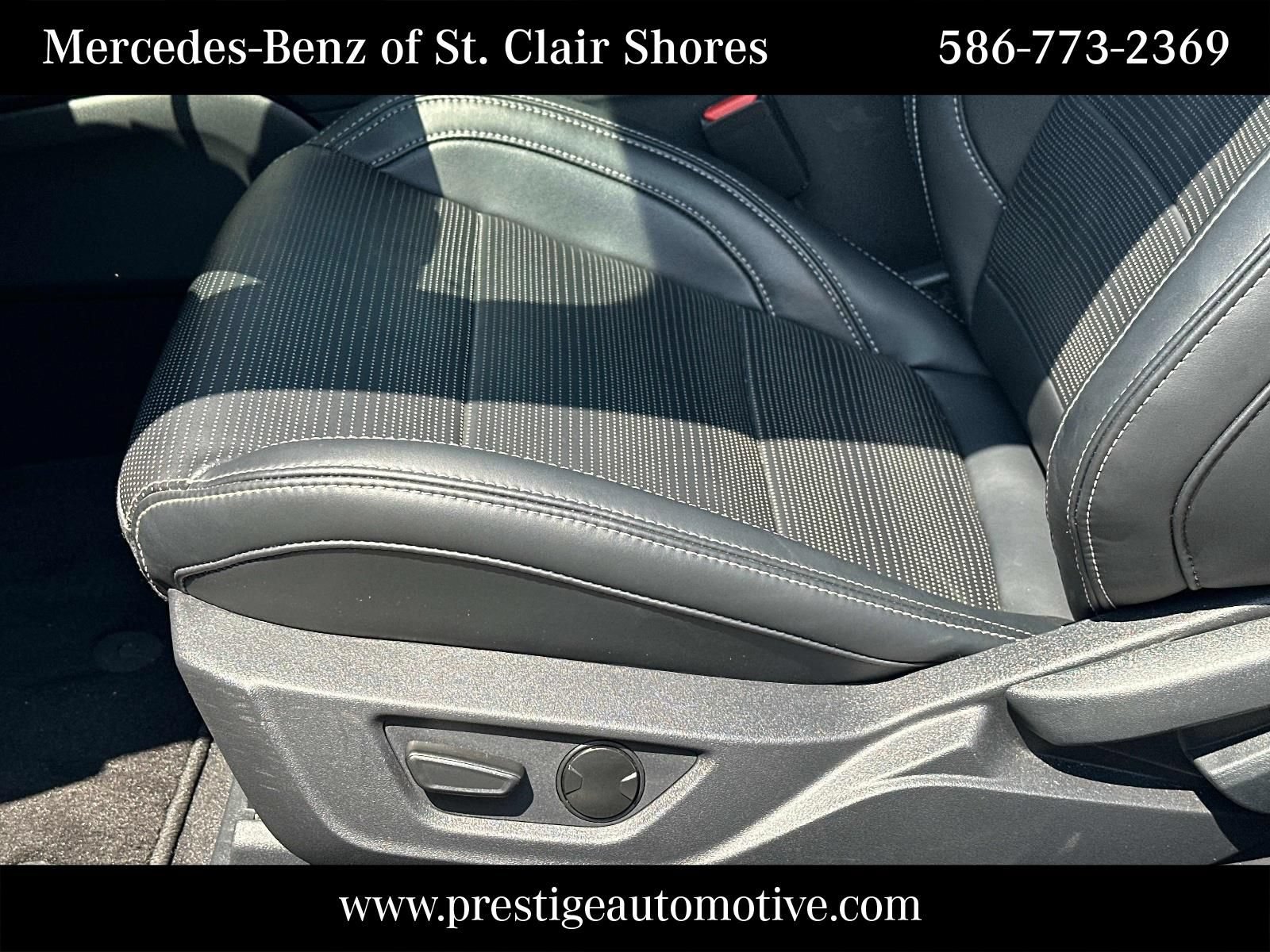 Used 2025 Ford Mustang Premium RWD image 16