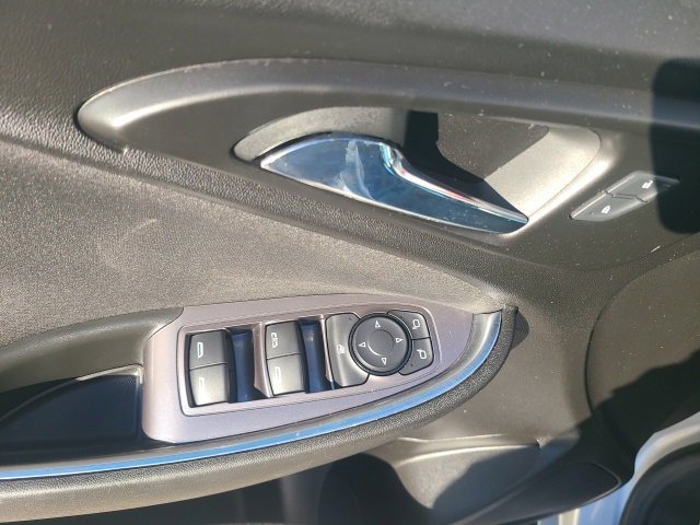 Used 2022 Chevrolet Malibu LT image 18