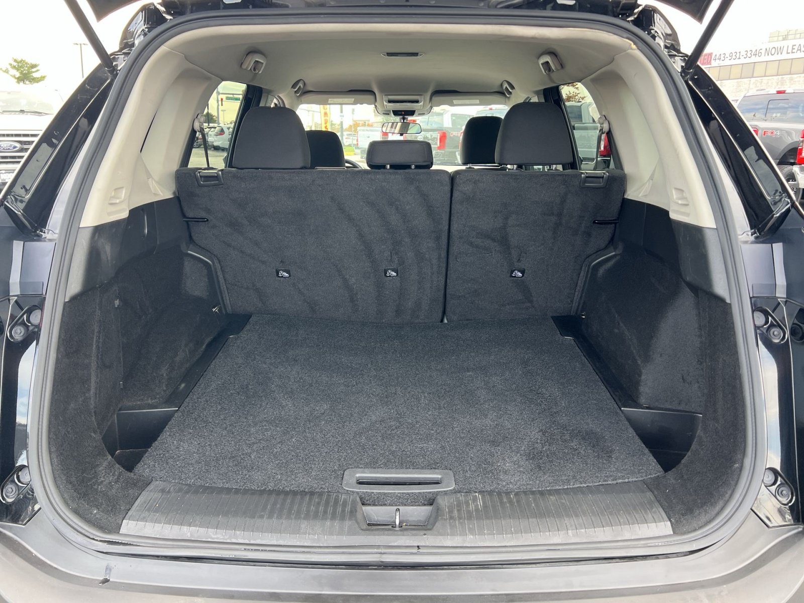 Used 2023 Nissan Rogue S AWD/4WD image 24