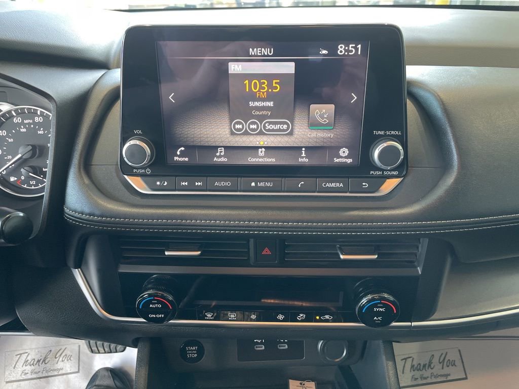 Used 2025 Nissan Rogue SV image 13