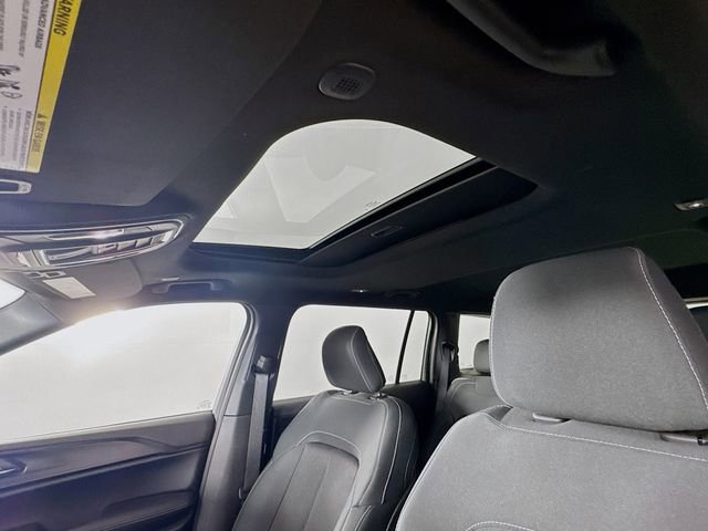 New 2025 Jeep Grand Cherokee L Laredo w/ Luxury Tech Group I image 24