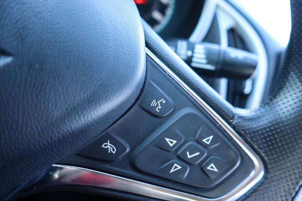 Used 2023 Chevrolet Malibu LT image 24