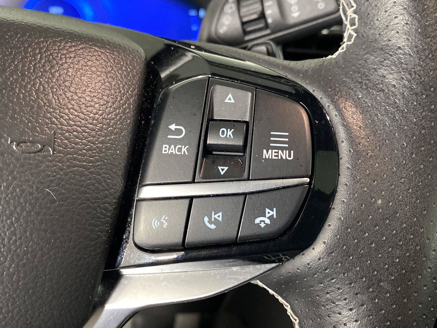 Used 2023 Ford Explorer ST w/ Equipment Group 401A AWD/4WD image 18