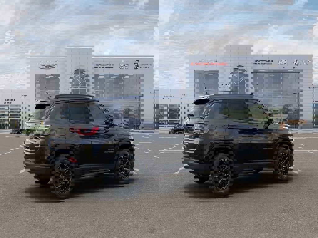 New 2026 Jeep Compass Latitude image 4