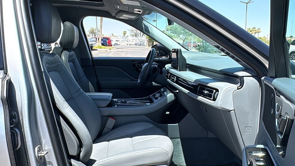Used 2020 Nissan Rogue SV AWD/4WD image 25