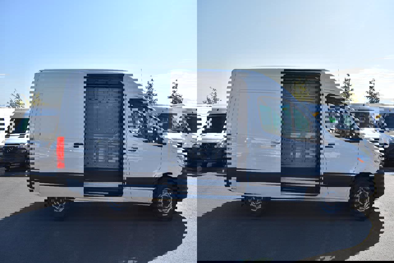 New 2025 Mercedes-Benz Sprinter 2500 image 6